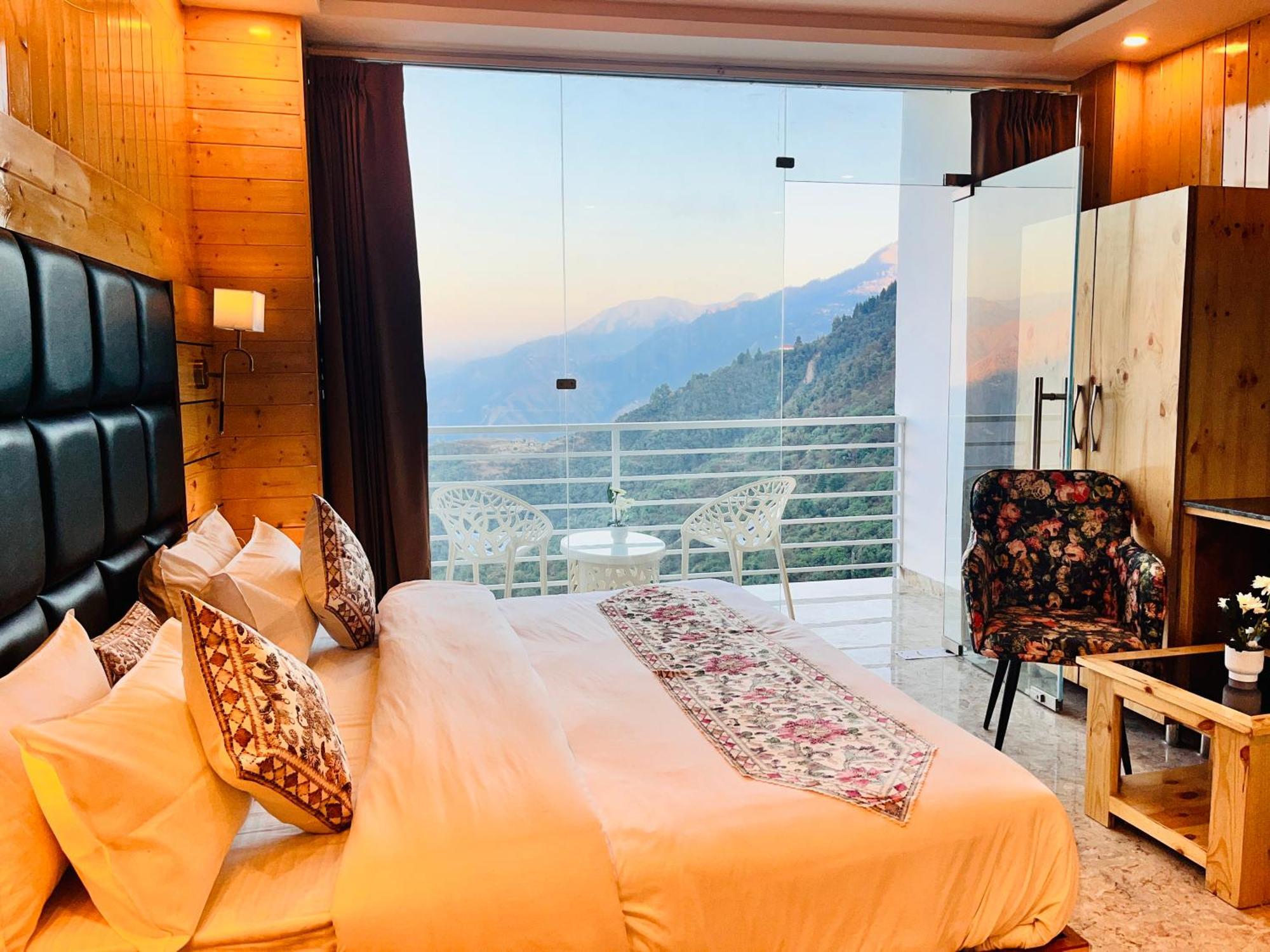Hotel Classic Crown - #Scenic Mountain View #Open Terrace #Parking #Premium Rooms With Balcony #Guest Preferred #Best Selling Hotel In Masuri Exterior foto