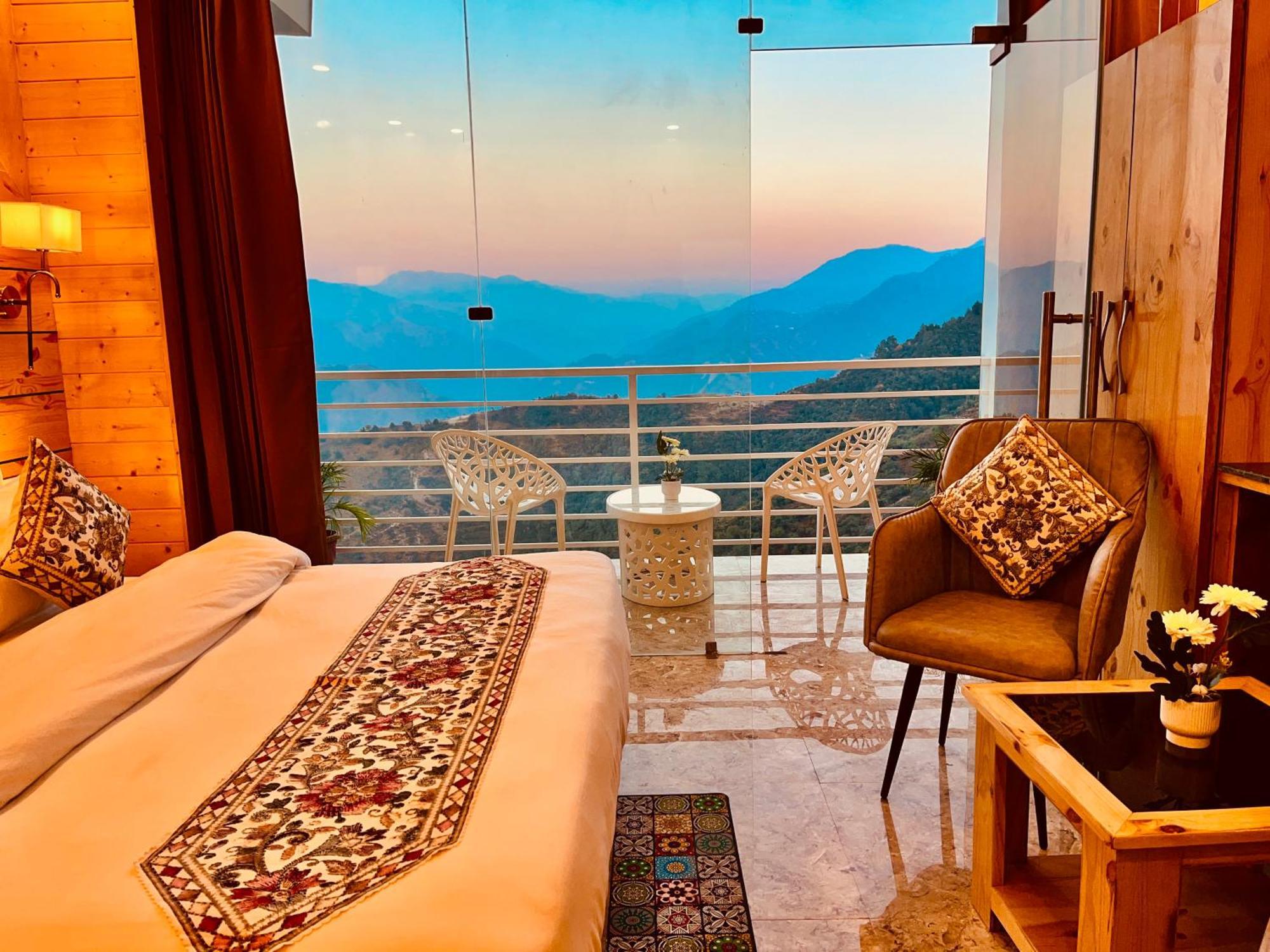 Hotel Classic Crown - #Scenic Mountain View #Open Terrace #Parking #Premium Rooms With Balcony #Guest Preferred #Best Selling Hotel In Masuri Exterior foto