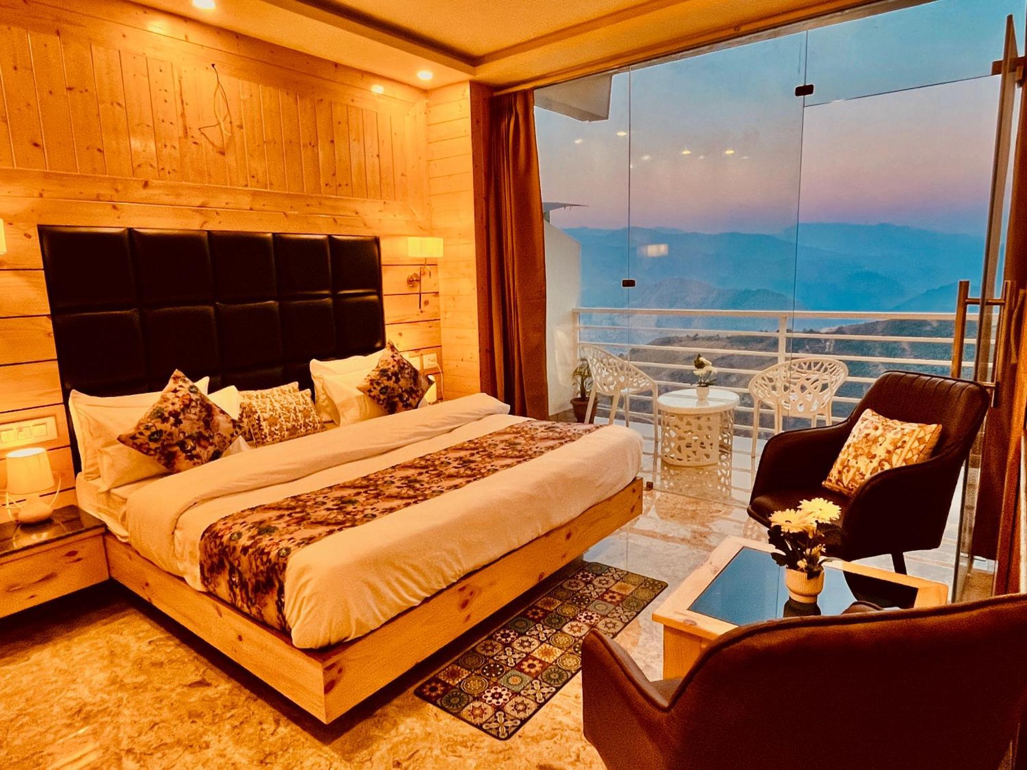 Hotel Classic Crown - #Scenic Mountain View #Open Terrace #Parking #Premium Rooms With Balcony #Guest Preferred #Best Selling Hotel In Masuri Exterior foto