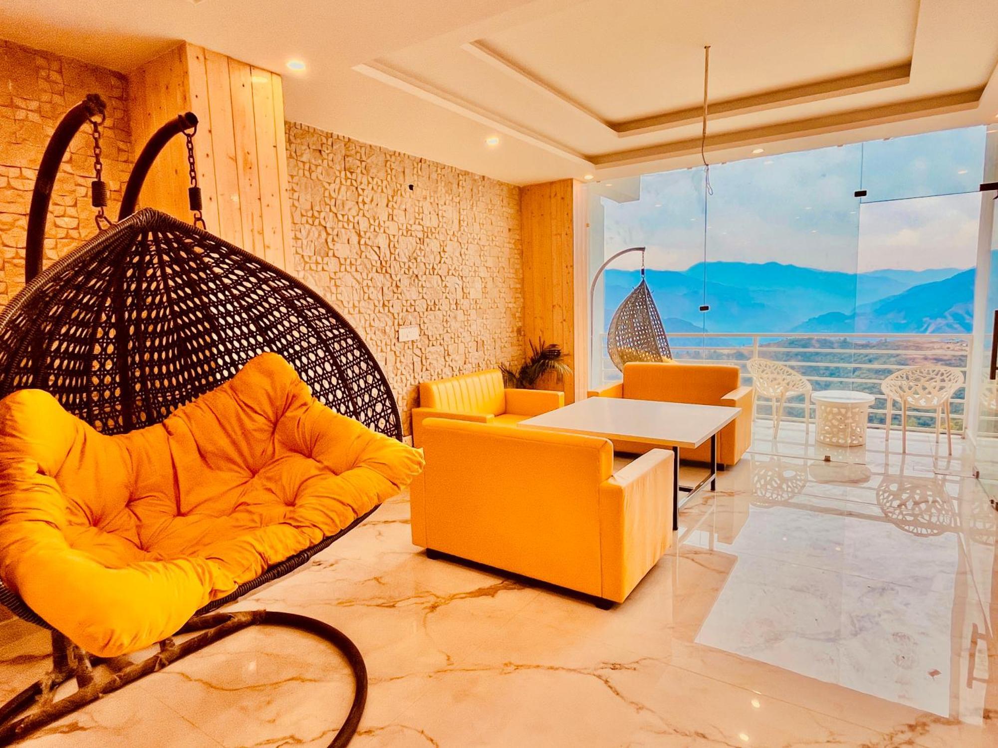 Hotel Classic Crown - #Scenic Mountain View #Open Terrace #Parking #Premium Rooms With Balcony #Guest Preferred #Best Selling Hotel In Masuri Exterior foto