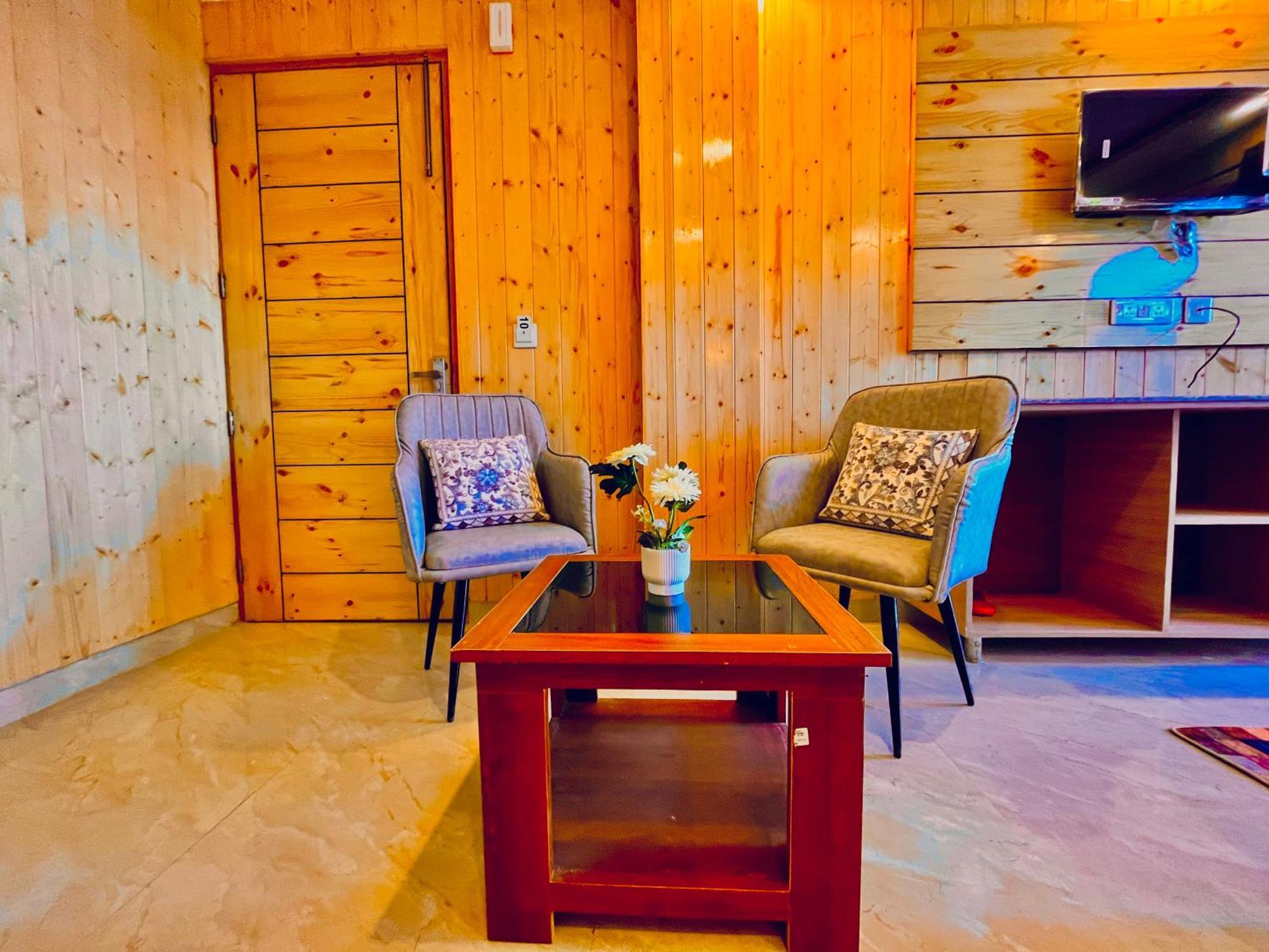 Hotel Classic Crown - #Scenic Mountain View #Open Terrace #Parking #Premium Rooms With Balcony #Guest Preferred #Best Selling Hotel In Masuri Exterior foto