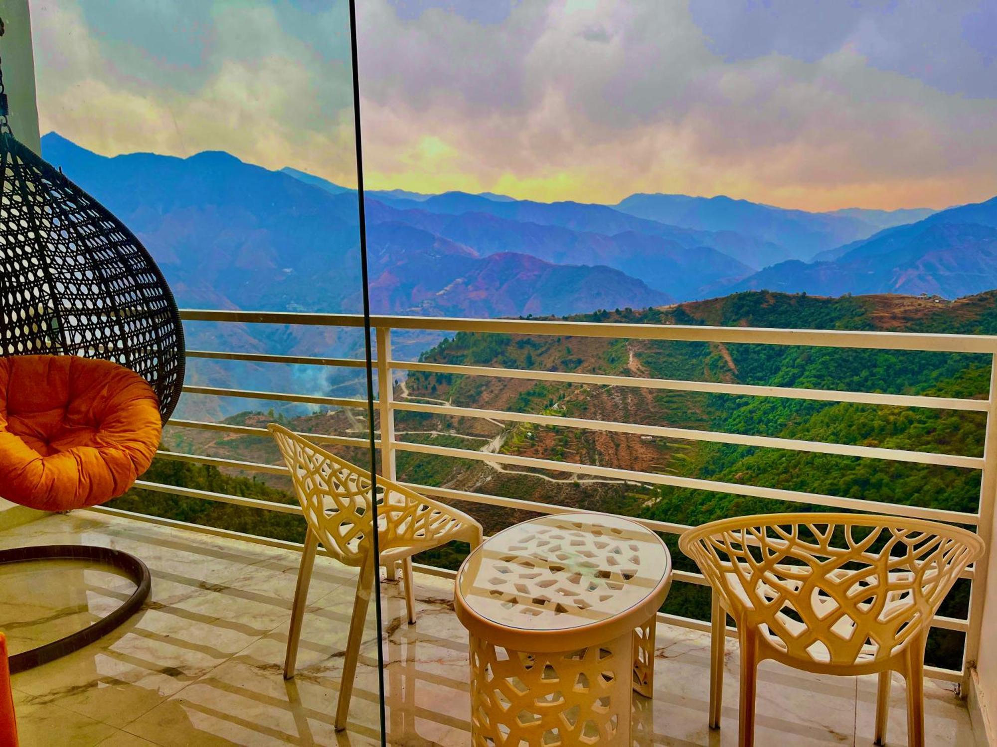Hotel Classic Crown - #Scenic Mountain View #Open Terrace #Parking #Premium Rooms With Balcony #Guest Preferred #Best Selling Hotel In Masuri Exterior foto